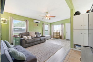 Interiors (20)