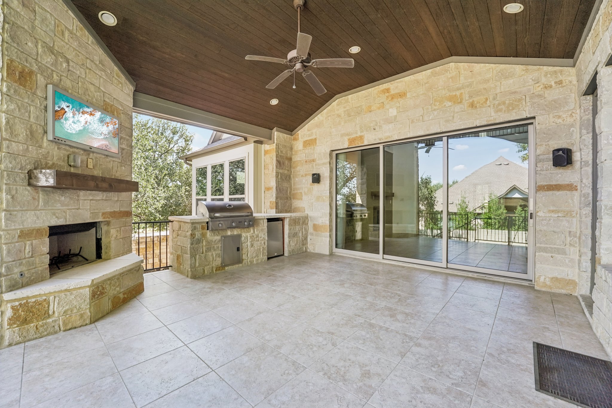 Barefoot Park Ln-S0110-047.jpg