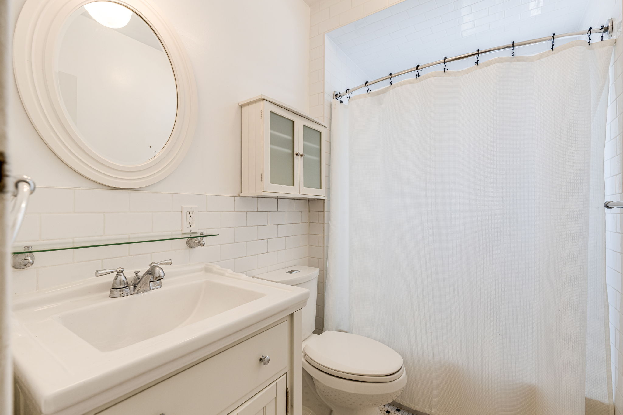 Toronto property showcase — delivered property photograph 24