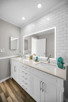 Master Bathroom1c