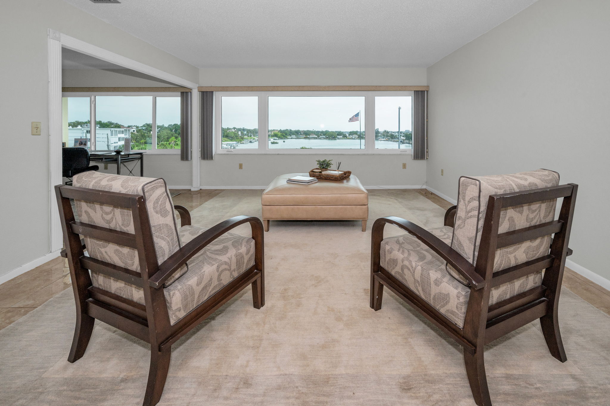 Living Room12