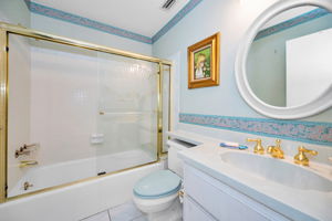 Bathroom2