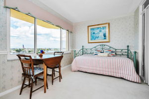 Family Room1