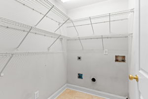  Photo 52