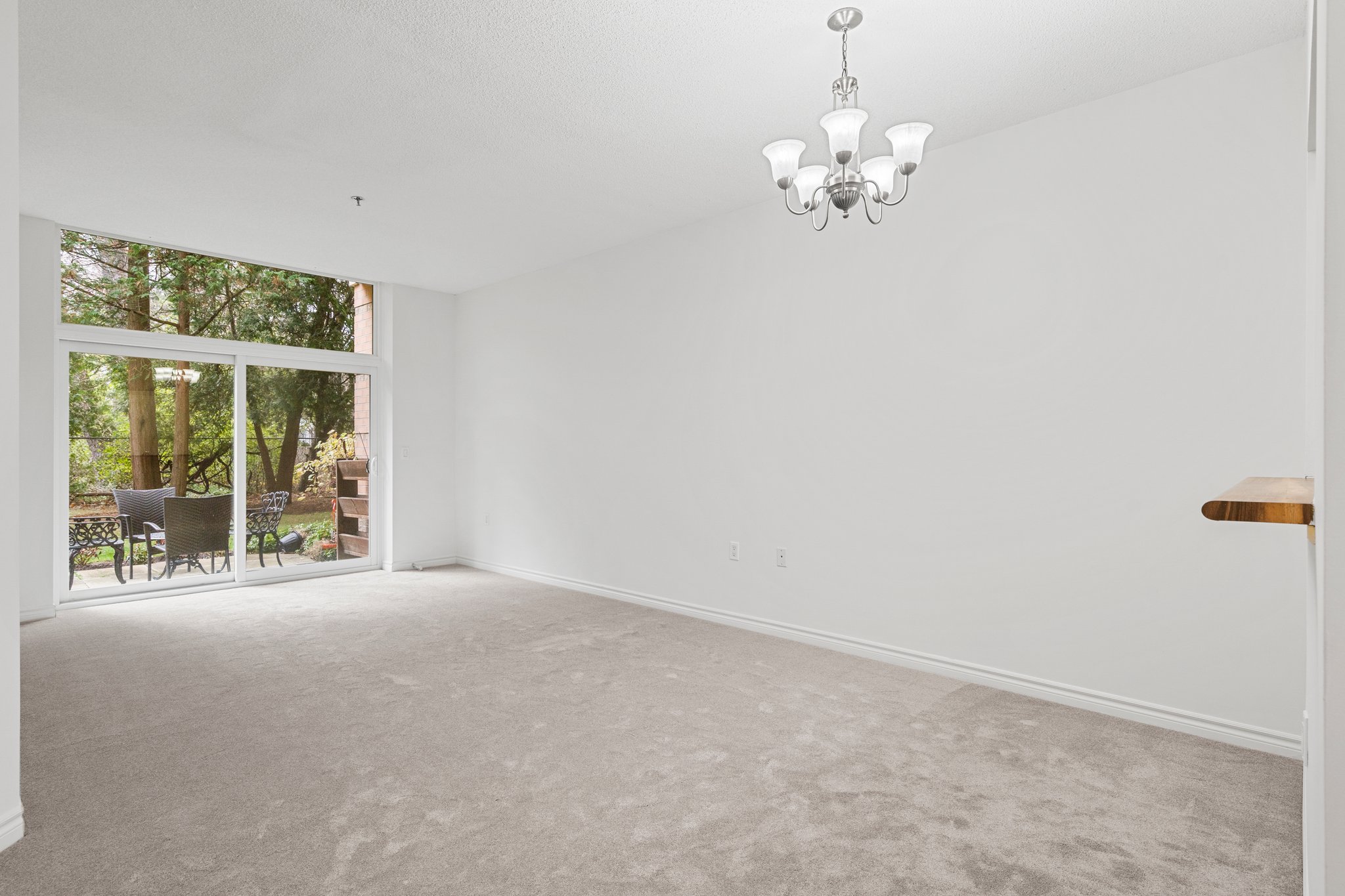 100 Burloak Dr Unit 1104 Burlington, ON L7L