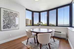 Carlyle Dr 9LN-S2506-010.jpg
