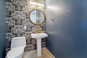 Carlyle Dr 9LN-S2506-019.jpg