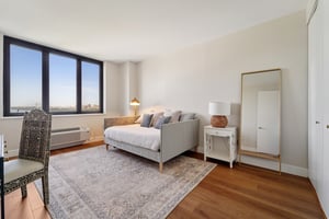 Carlyle Dr 9LN-S2506-022.jpg