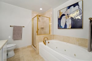 Carlyle Dr 9LN-S2506-033.jpg
