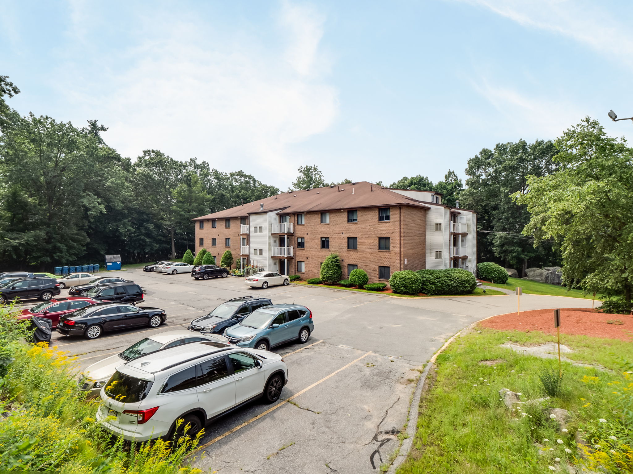 100 Cass Ave B16 Dracut MA-24