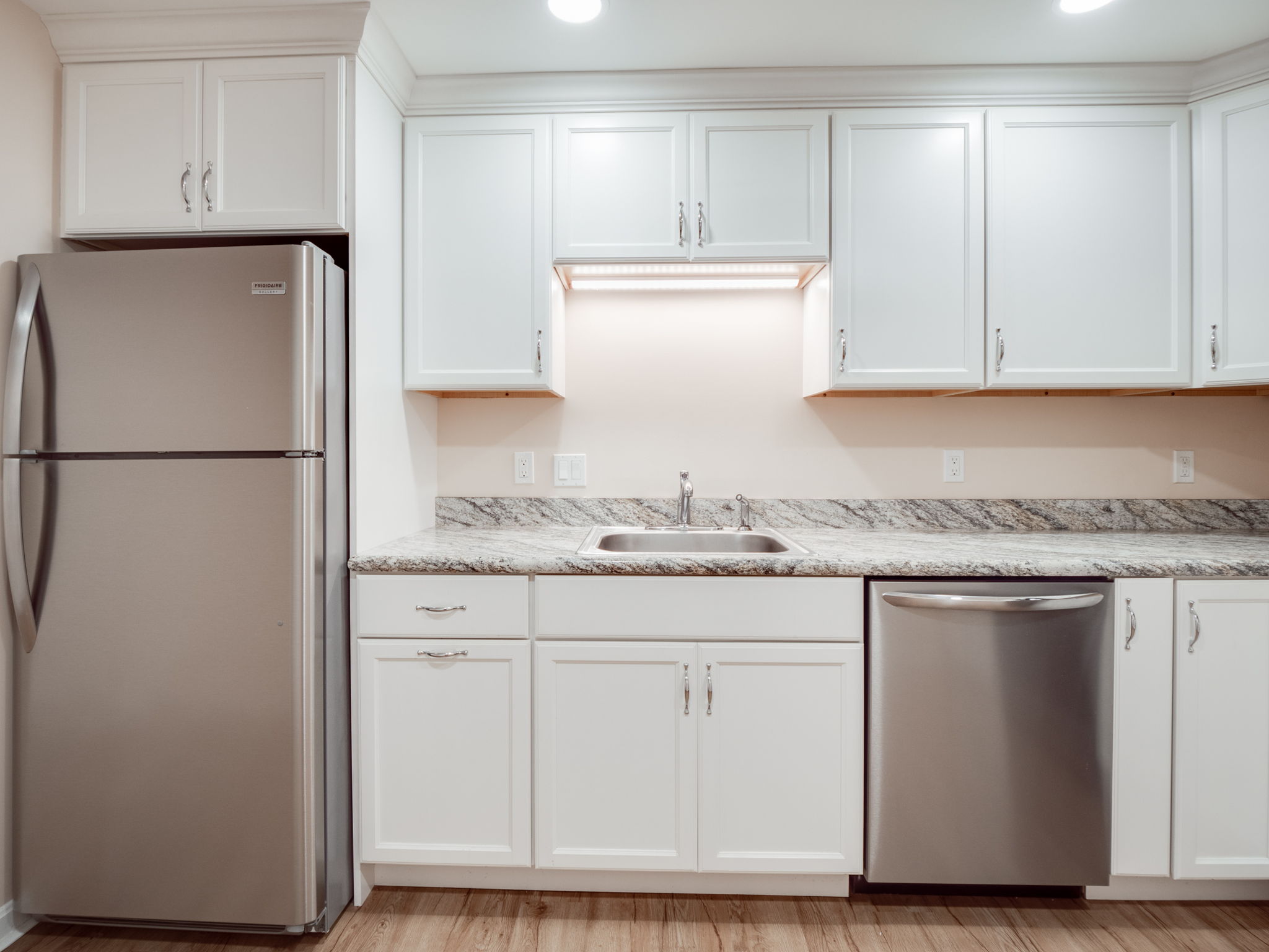 100 Cass Ave B16 Dracut MA-5