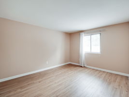 100 Cass Ave B16 Dracut MA-15