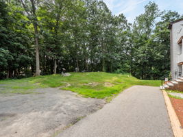 100 Cass Ave B16 Dracut MA-26