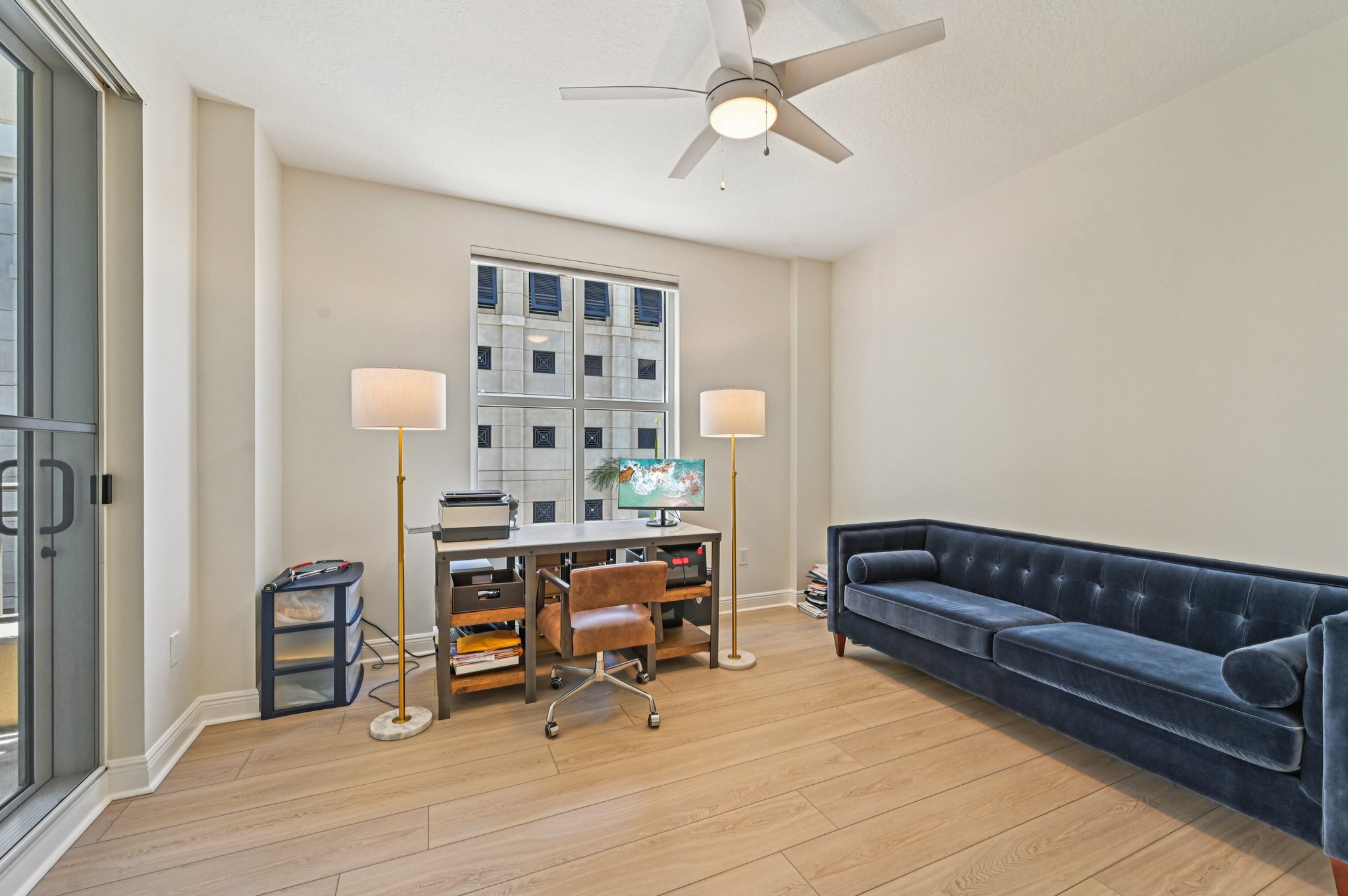 Center St 310-S0608-015.jpg