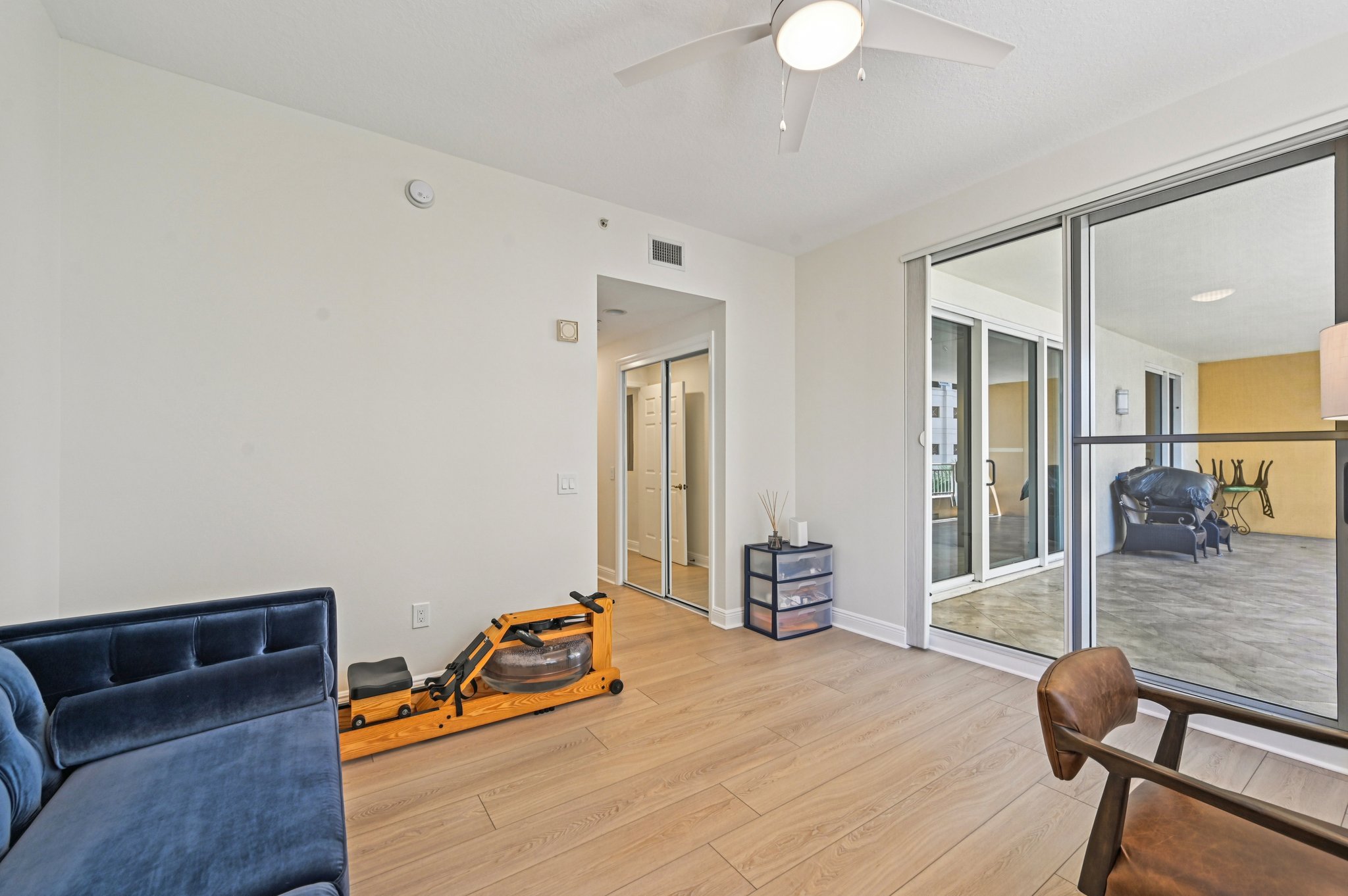 Center St 310-S0608-017.jpg