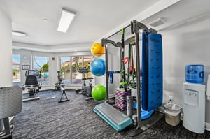 Center St 310-0608-904.jpg