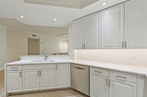 Center St 310-S0608-009.jpg