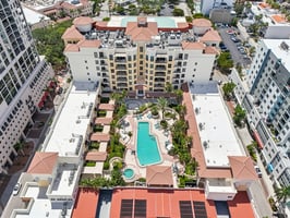 Center St 310-S0608-033.jpg