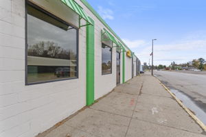  Photo 43