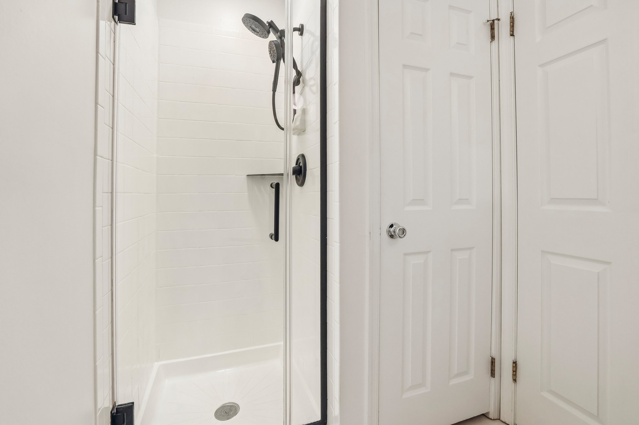 Crown Ct 471-S0406-043.jpg
