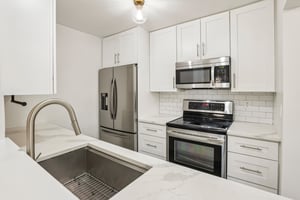 Crown Ct 471-S0406-029.jpg