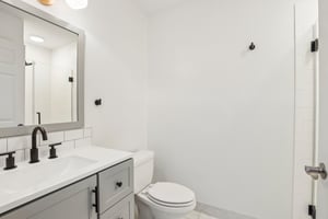 Crown Ct 471-S0406-042.jpg