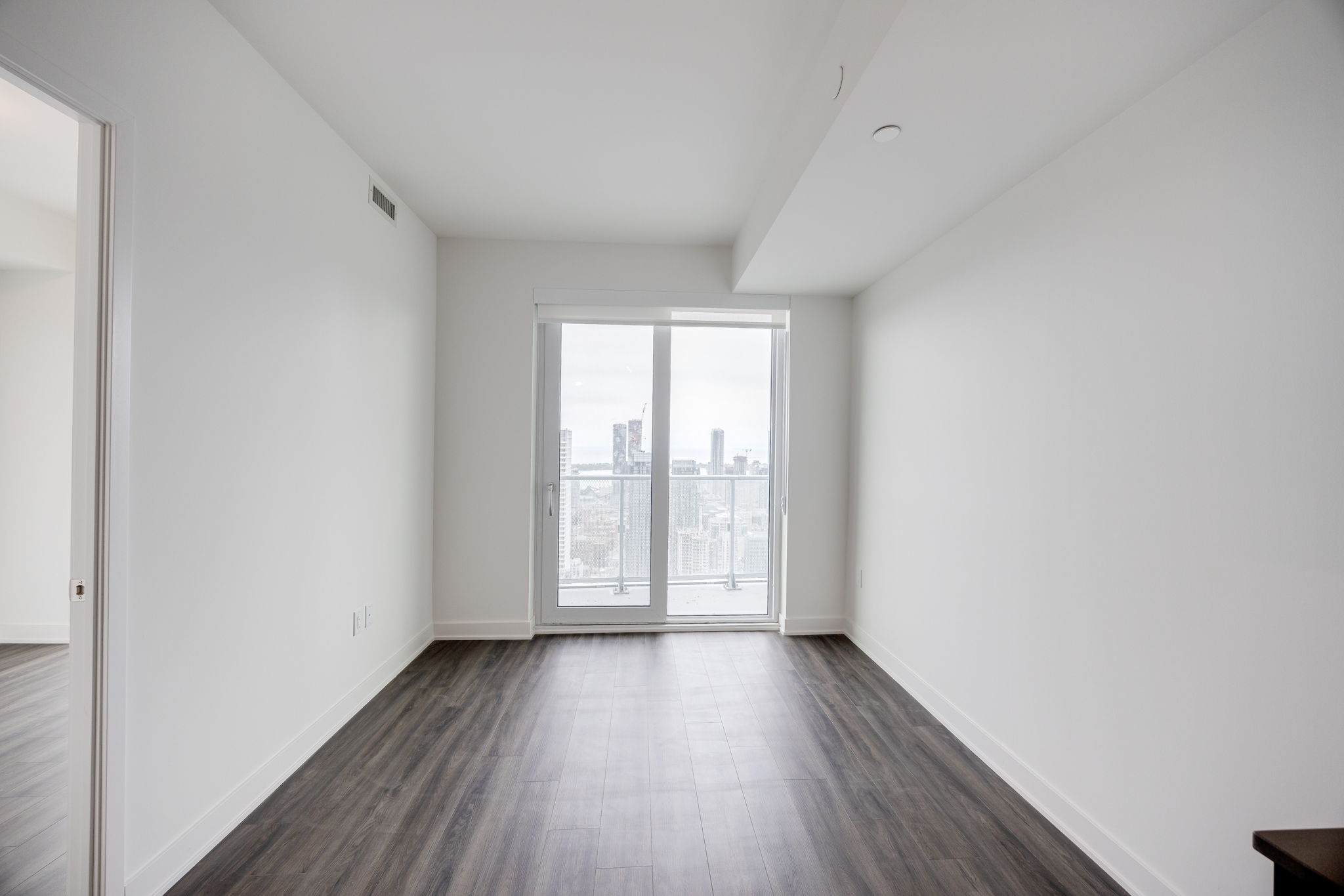 Toronto property showcase — delivered property photograph 10