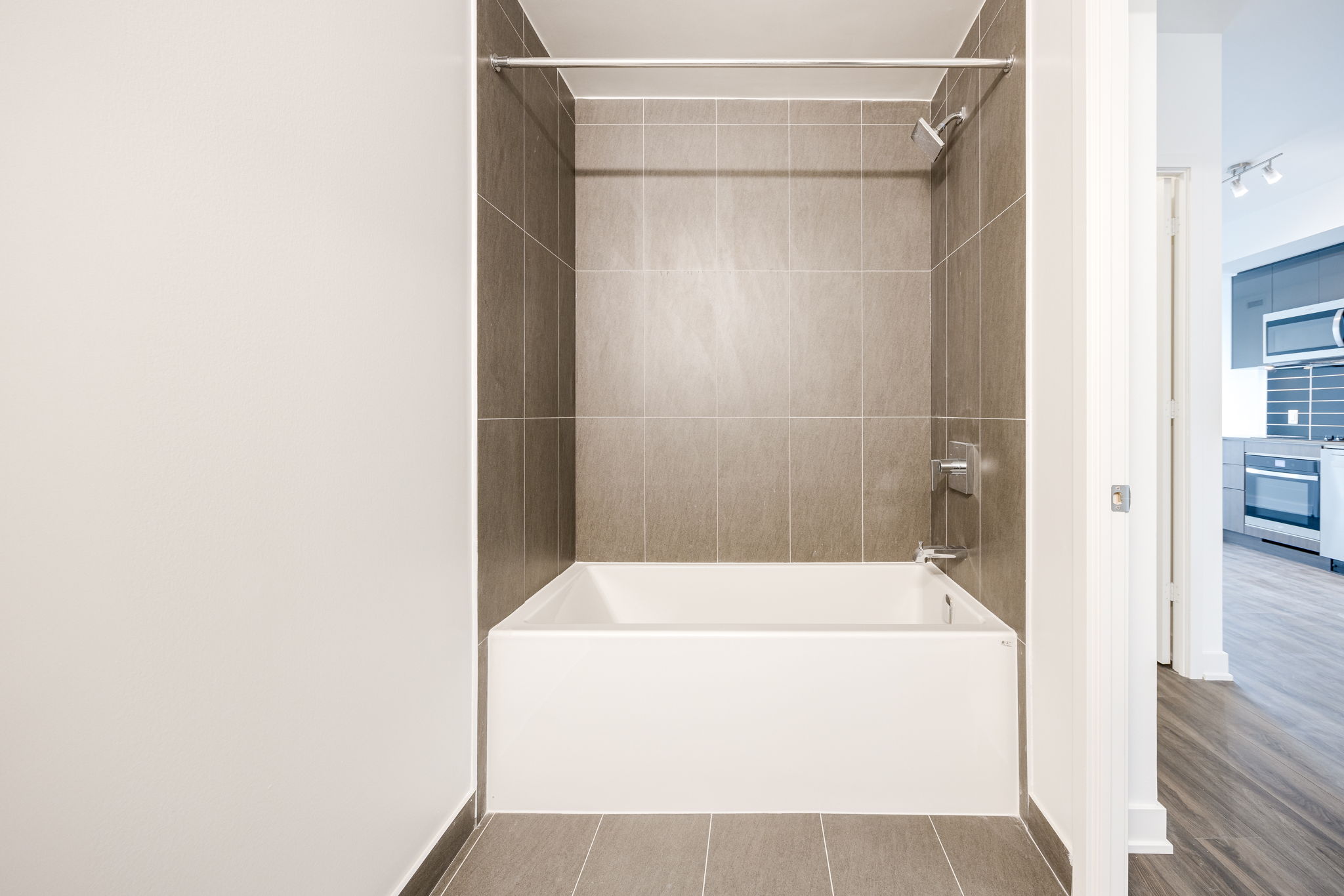 Toronto property showcase — delivered property photograph 19