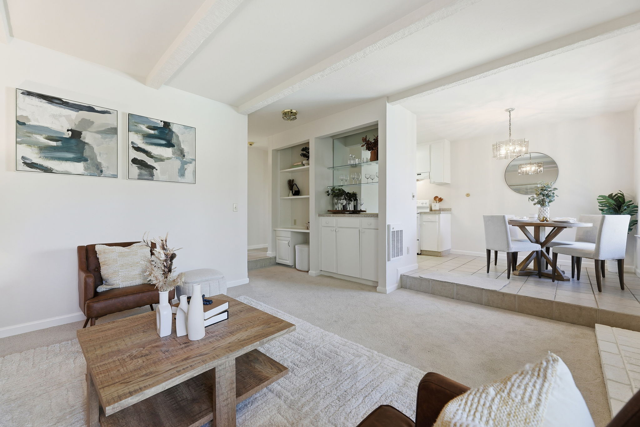 009_F8_100 E Middlefield Rd 6g