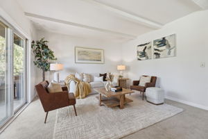 008_F8_100 E Middlefield Rd 6g