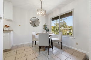 016_F8_100 E Middlefield Rd 6g