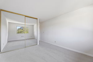 020_F8_100 E Middlefield Rd 6g