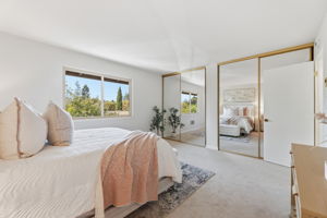 022_F8_100 E Middlefield Rd 6g