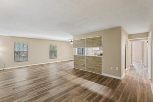 E Oak Terrace Dr D2-S1905-010.jpg
