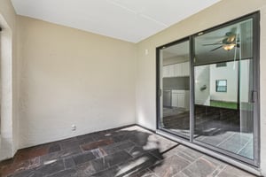 E Oak Terrace Dr D2-S1905-031.jpg