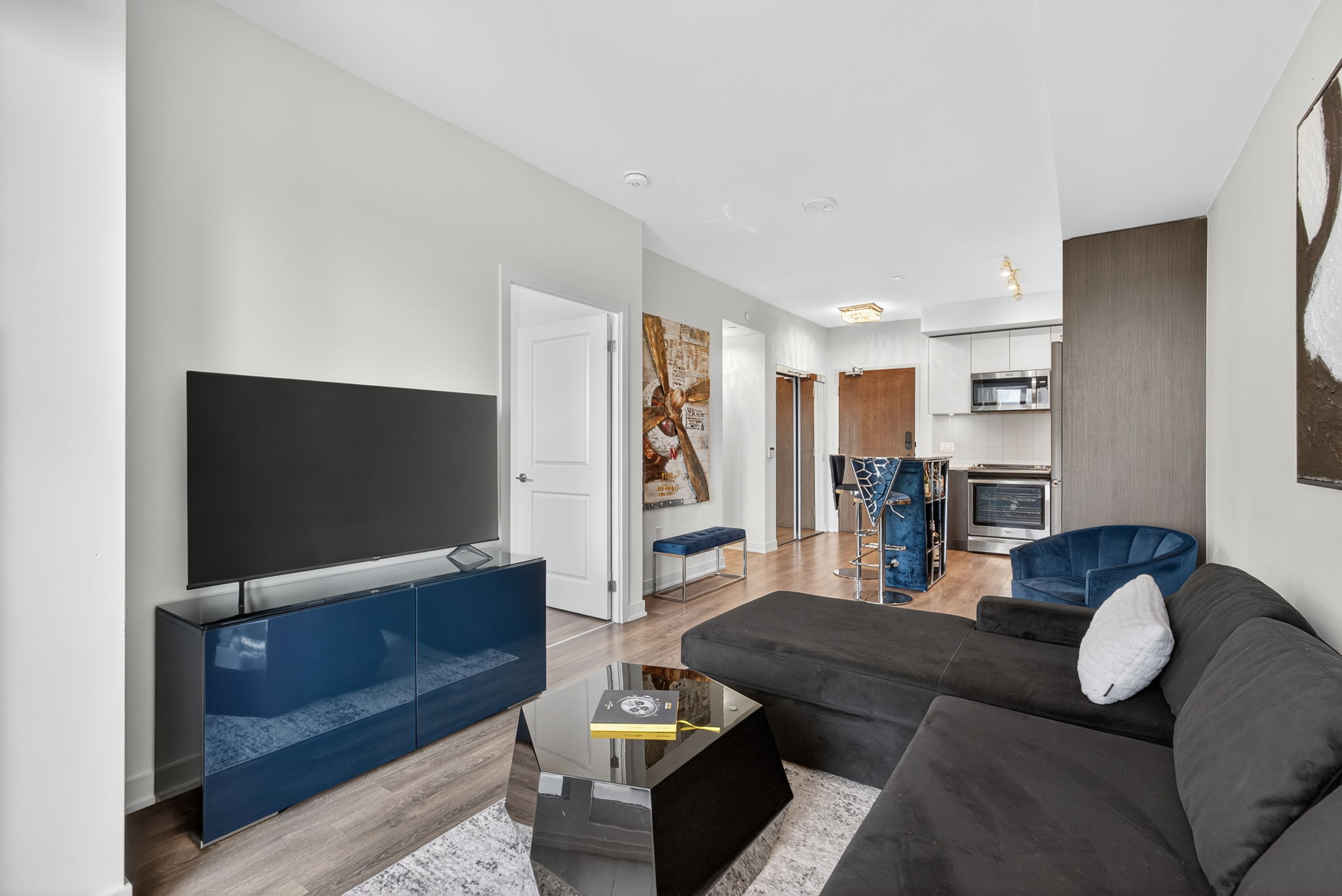 100 Eagle Rock Way Unit 831 Vaughan, ON L6A 5B9