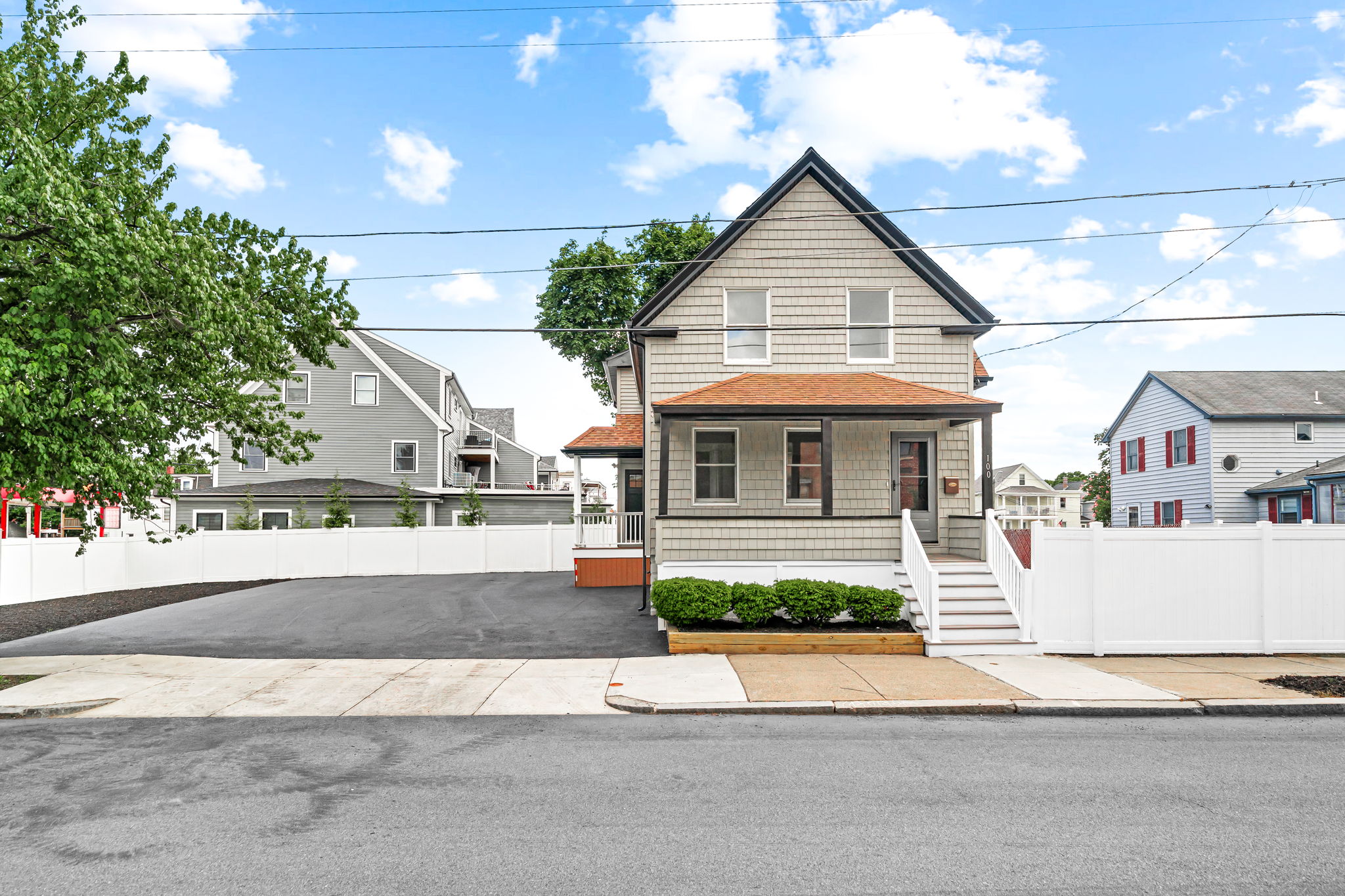  Photo 28
