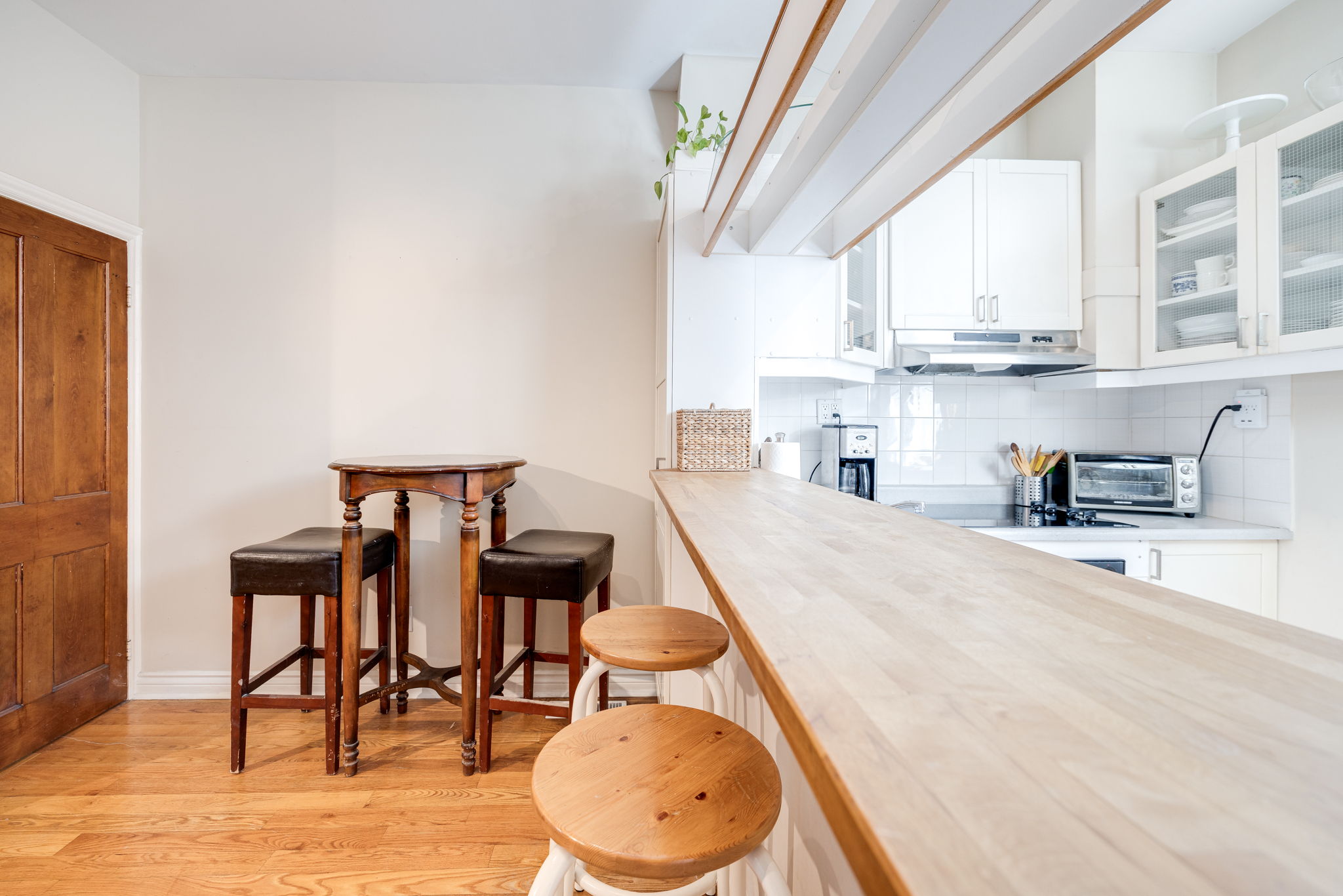 Toronto property showcase — delivered property photograph 9