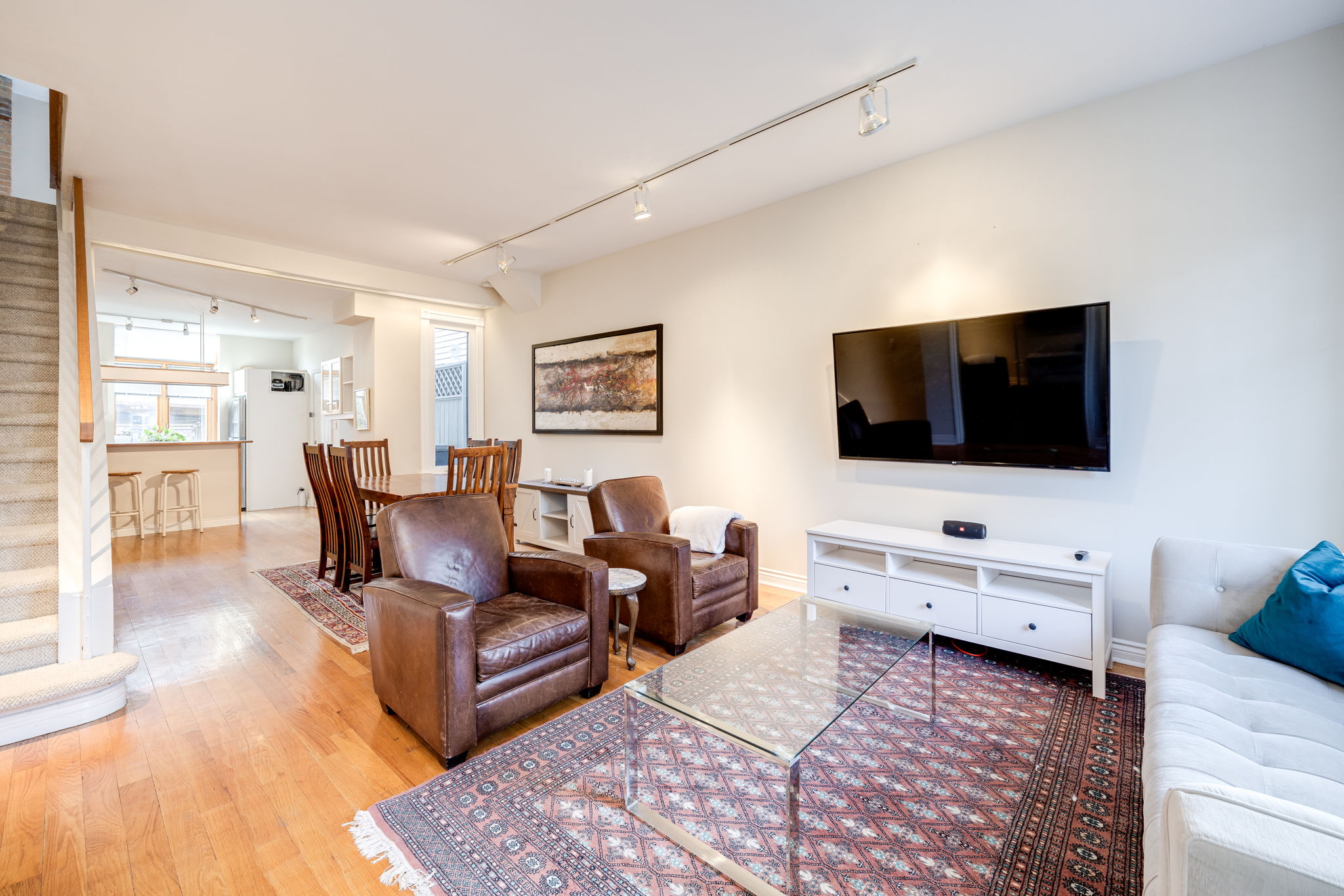 Toronto property showcase — delivered property photograph 4