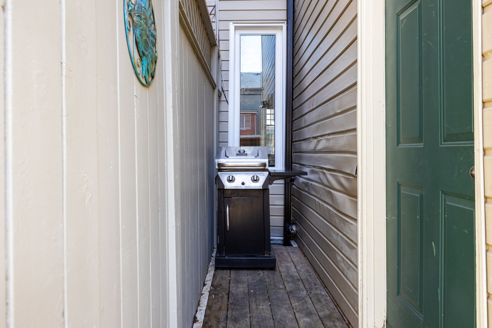 Toronto property showcase — delivered property photograph 44