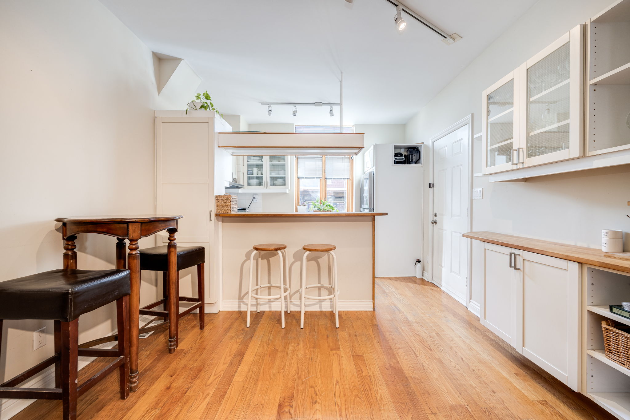 Toronto property showcase — delivered property photograph 8