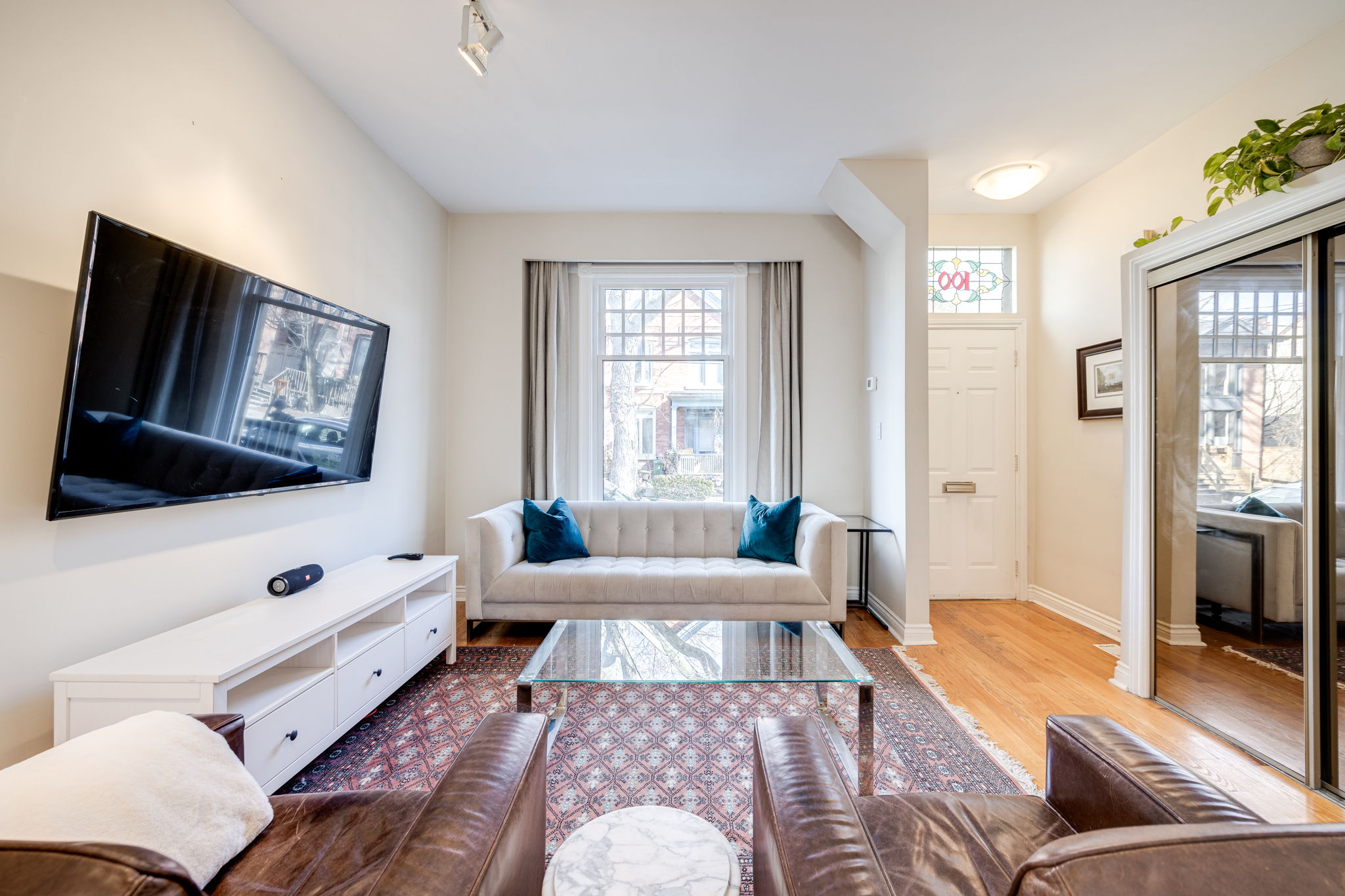 Toronto property showcase — delivered property photograph 3