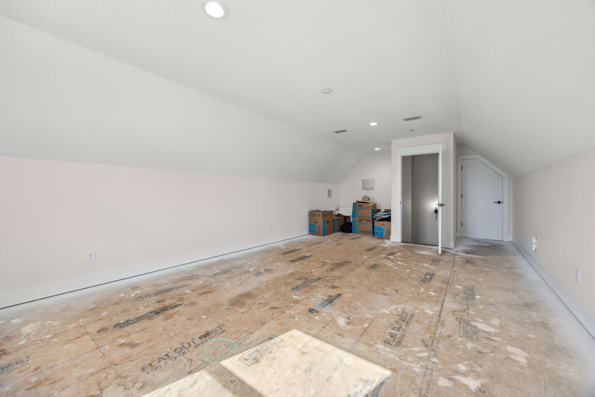 Bonus Room