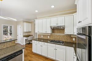 Julia Ct-S1211-017.jpg