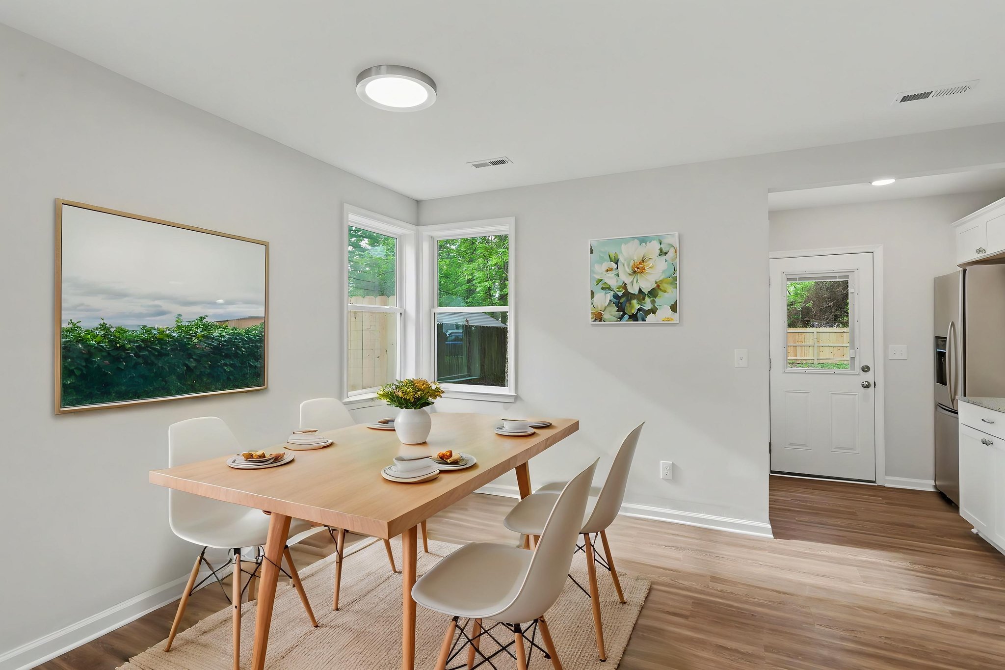 IMG_2455 virtually staged.jpeg