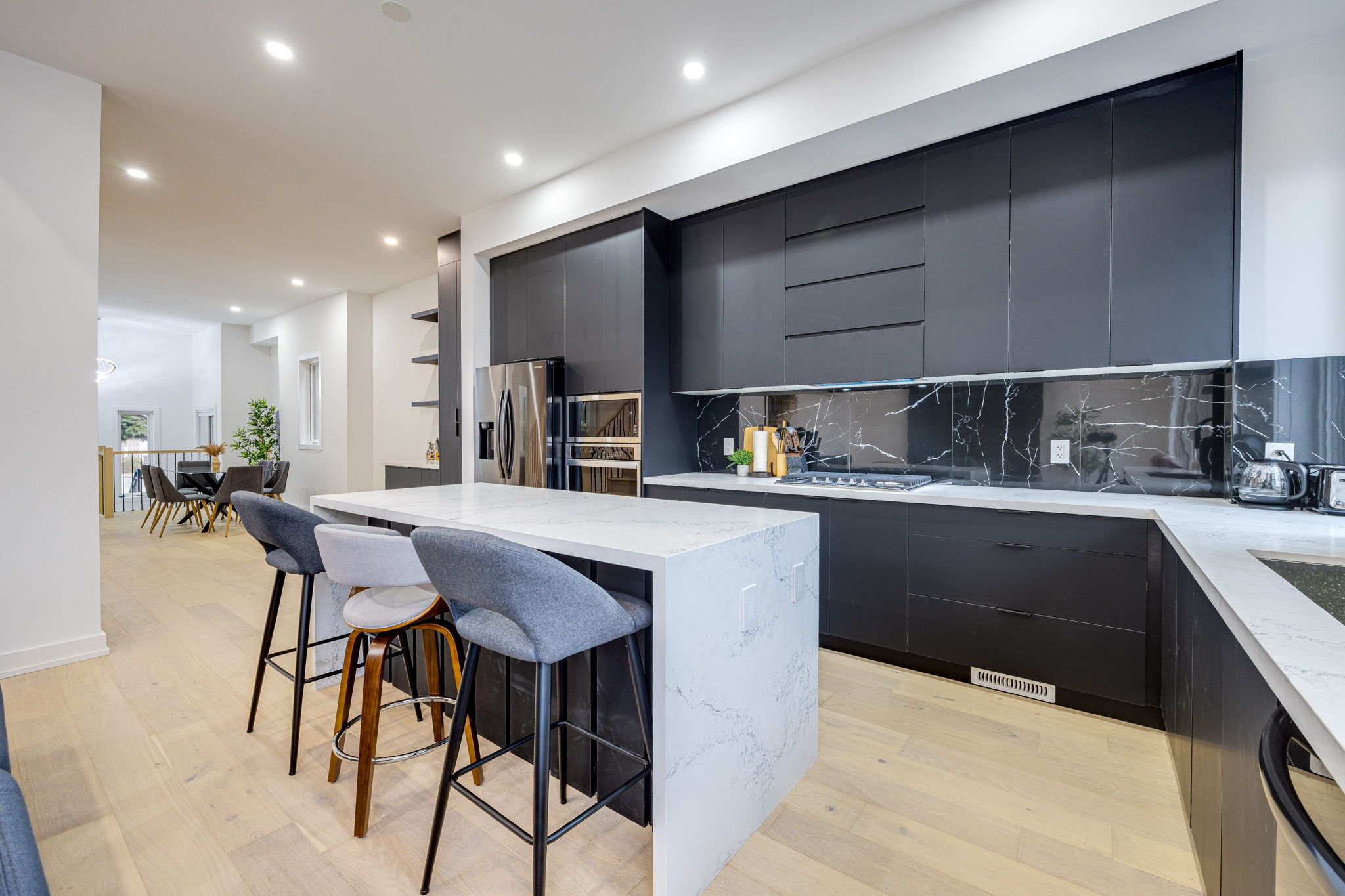 Toronto property showcase — delivered property photograph 9