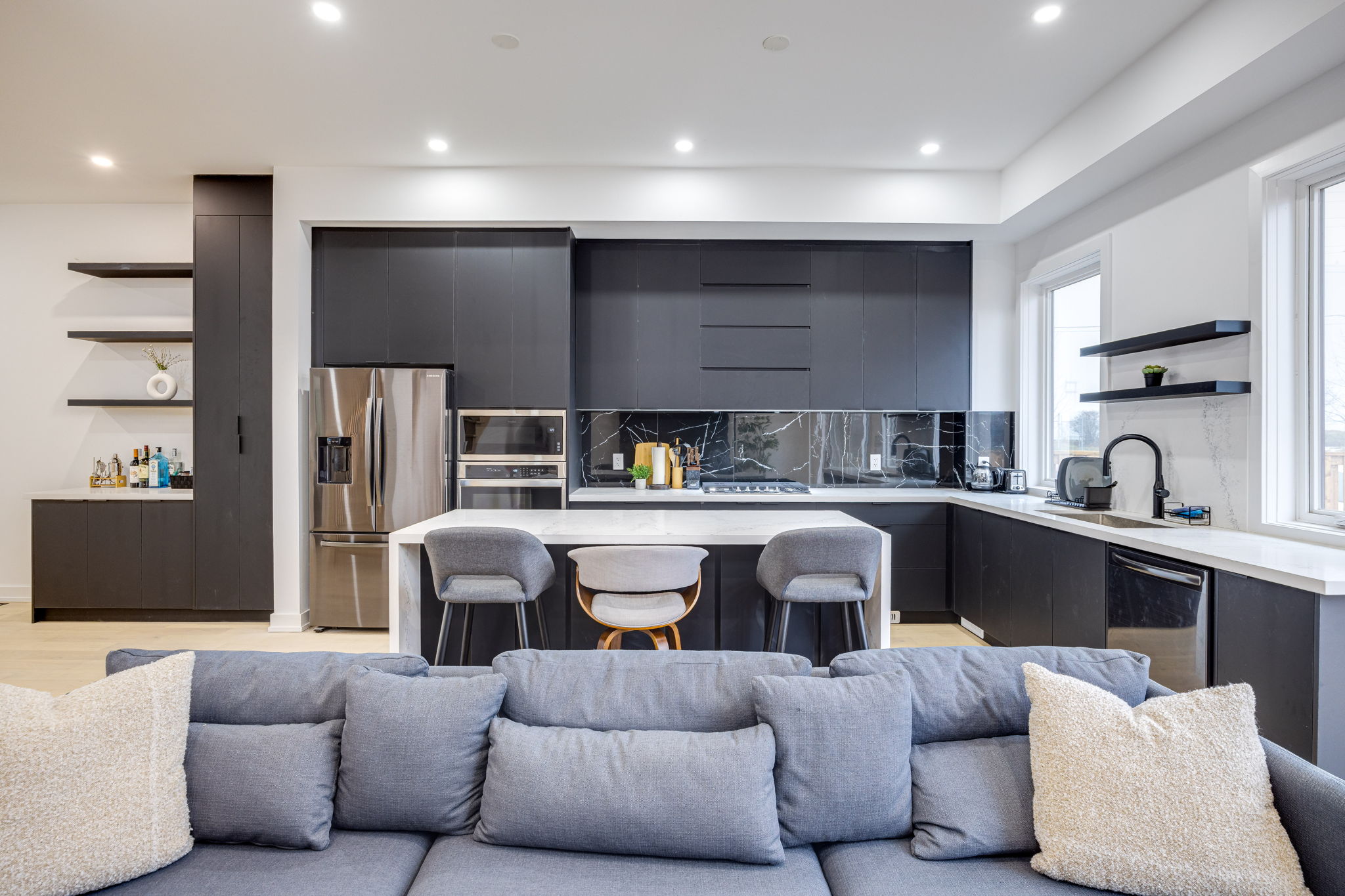 Toronto property showcase — delivered property photograph 10
