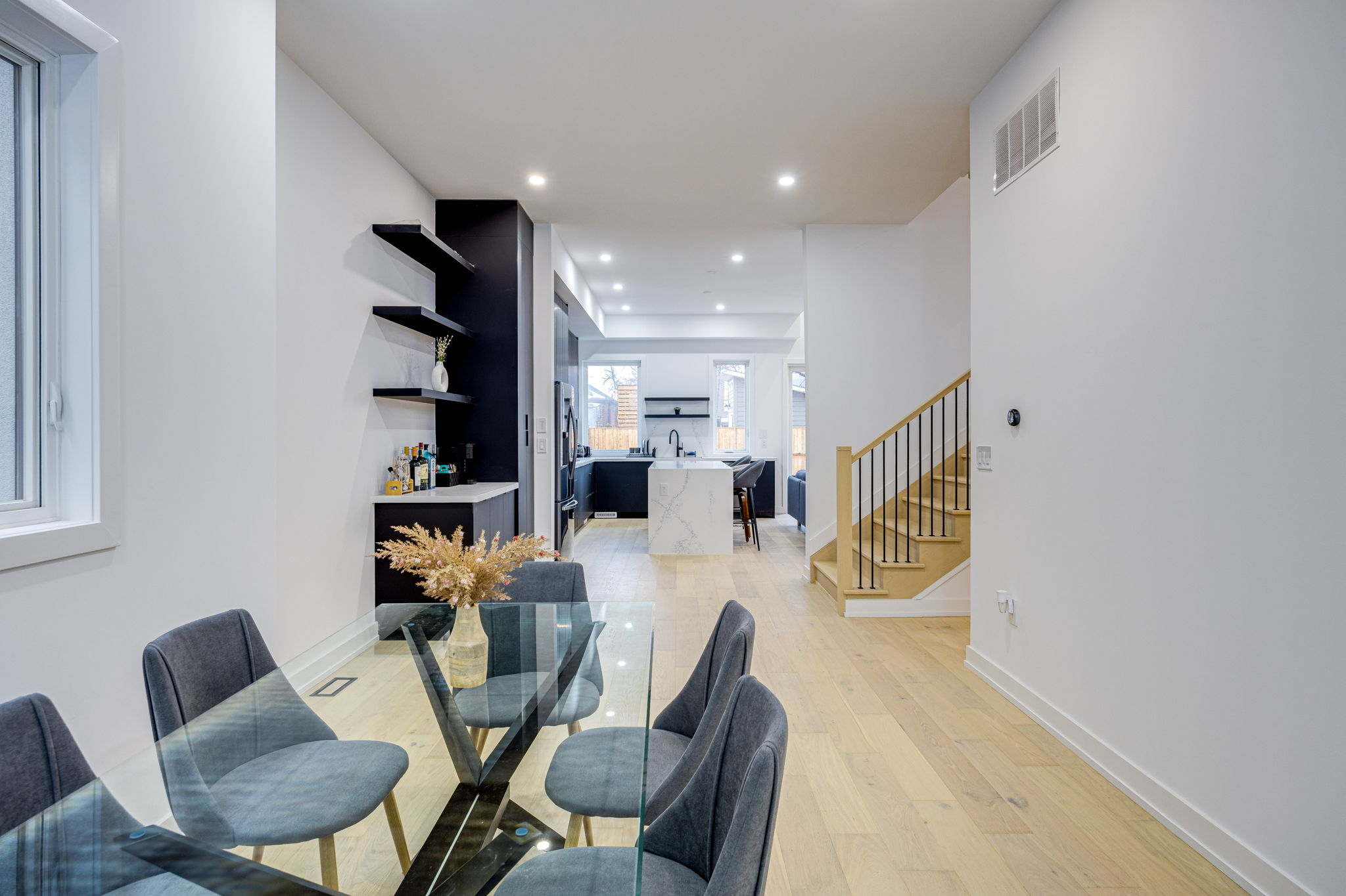 Toronto property showcase — delivered property photograph 20
