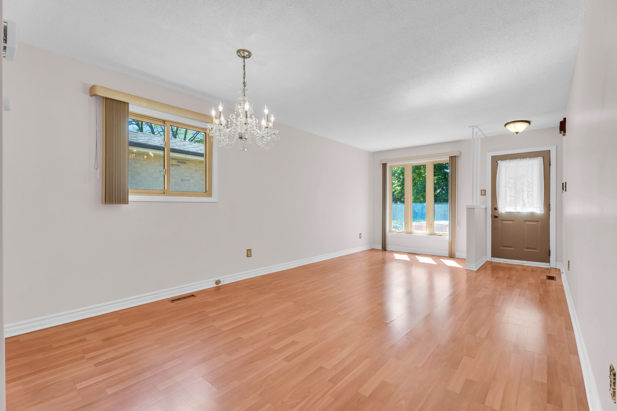 Living/Dining Room