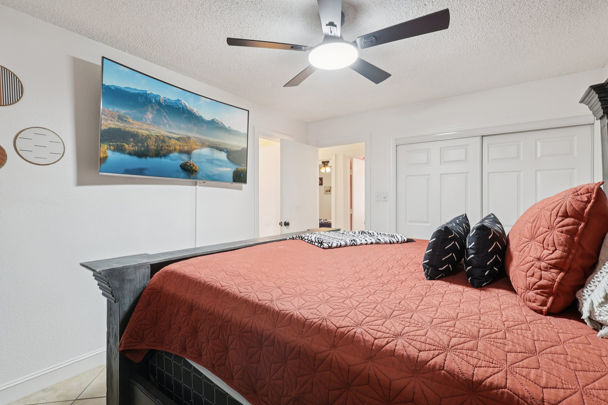 Montrose Cir-S0403-020.jpg